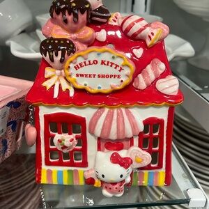 Hello kitty
Brand new with tag